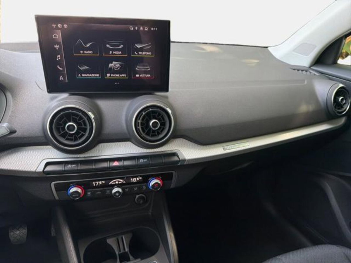 Audi Q2 35 1.5 tfsi Business Advanced s-tronic (9)