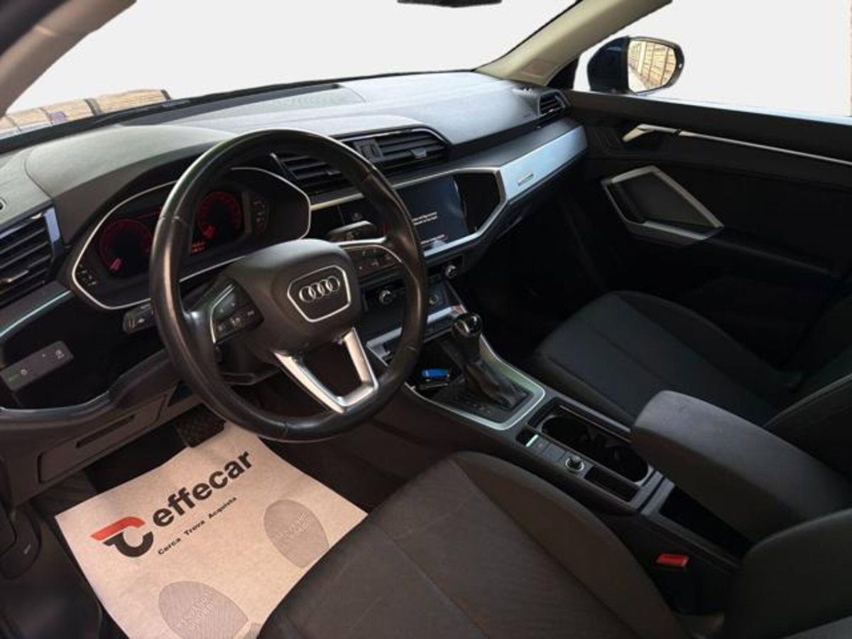 Audi Q3 35 TDI quattro S tronic Business (7)