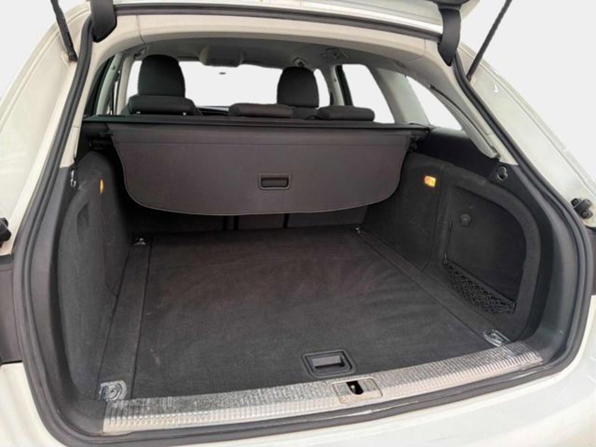 Audi A4 Avant 2.0 TDI 143CV F.AP. (14)
