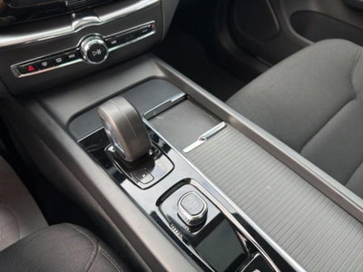 Volvo XC60 T6 Recharge AWD Plug-in Hybrid Inscription (10)