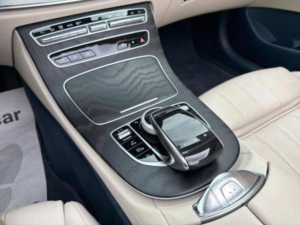 Mercedes-Benz Classe E Cabrio 220 d Auto 4Matic Cabrio Business Sport (11)