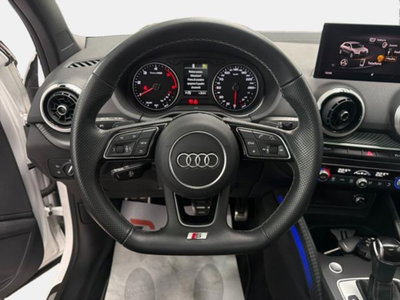 Audi Q2 Q2 35 TDI quattro S tronic Identity Black (8)
