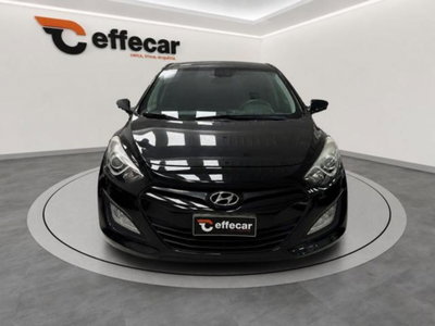 Hyundai i30 1.4 CRDi 5p. Classic (2)