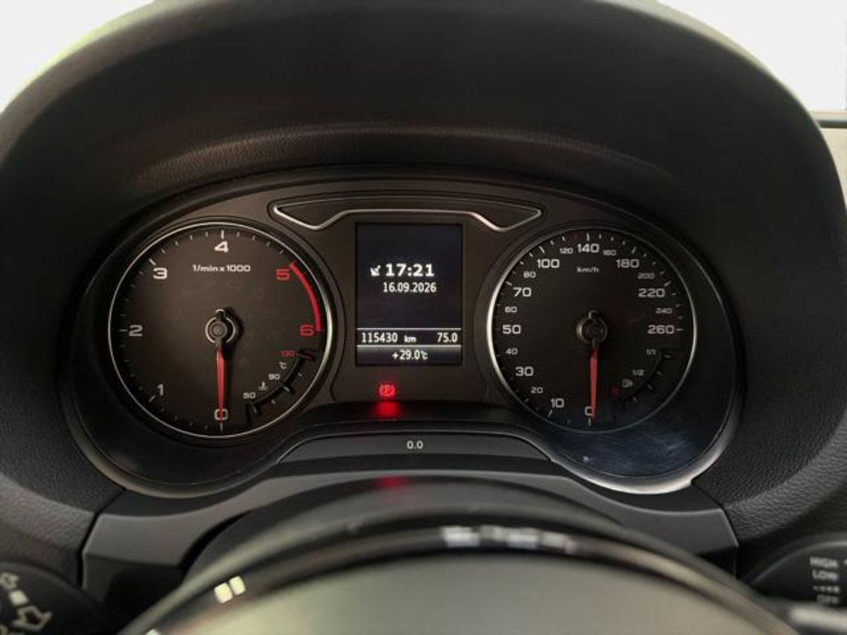 Audi A3 Sportback 1.6 TDI clean diesel Ambition (9)