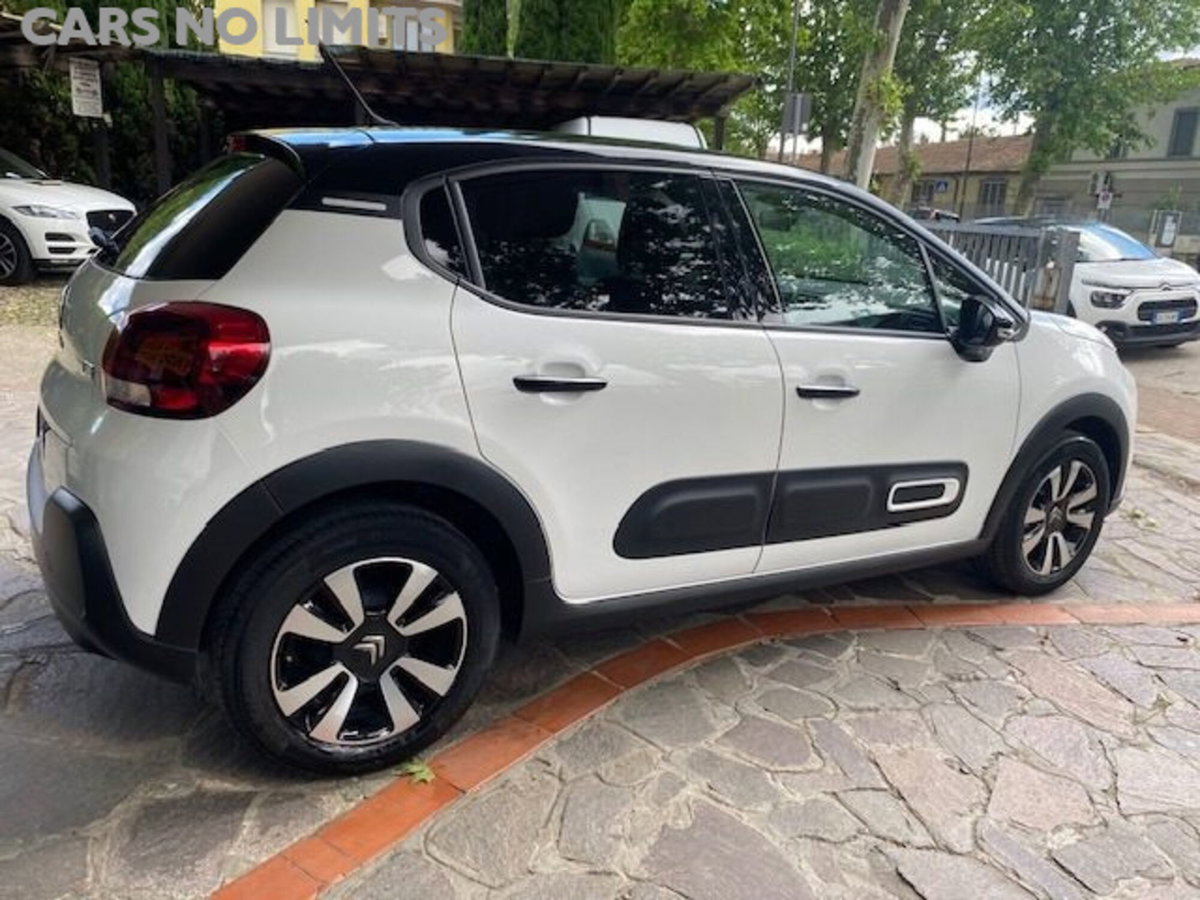 Citroen C3 PureTech 110 S&S EAT6 Shine (6)
