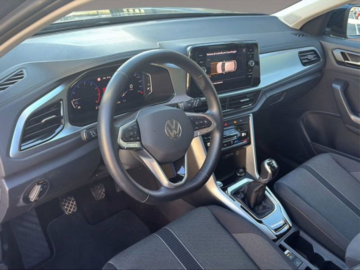 Volkswagen T-Roc 1.0 tsi Sport 115cv (14)