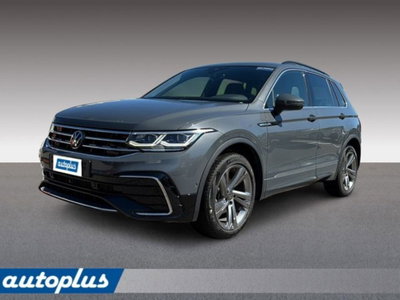 Volkswagen Tiguan 2.0 BiTDI SCR DSG 4MOTION Executive R-Line BMT (3)