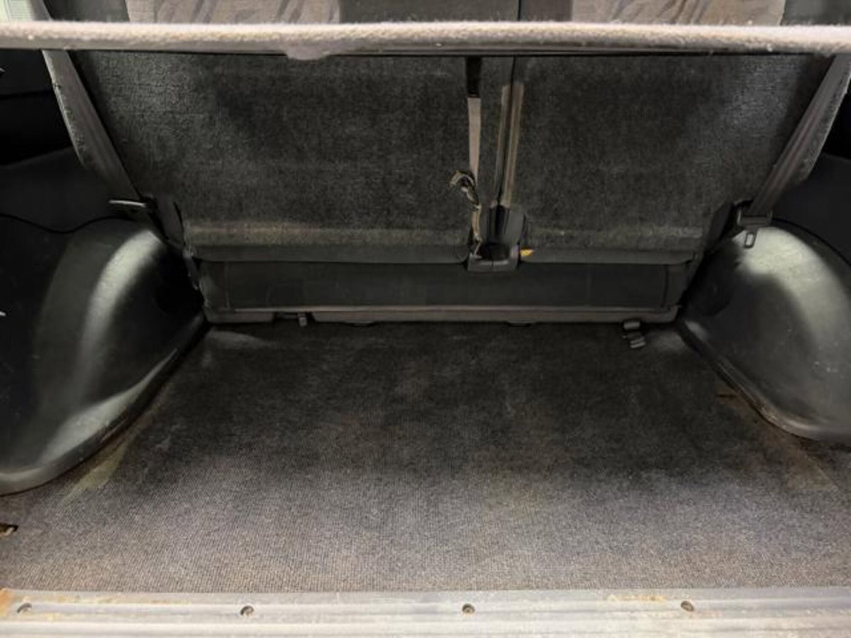Toyota Land Cruiser D-4D 16V cat 3 porte (12)