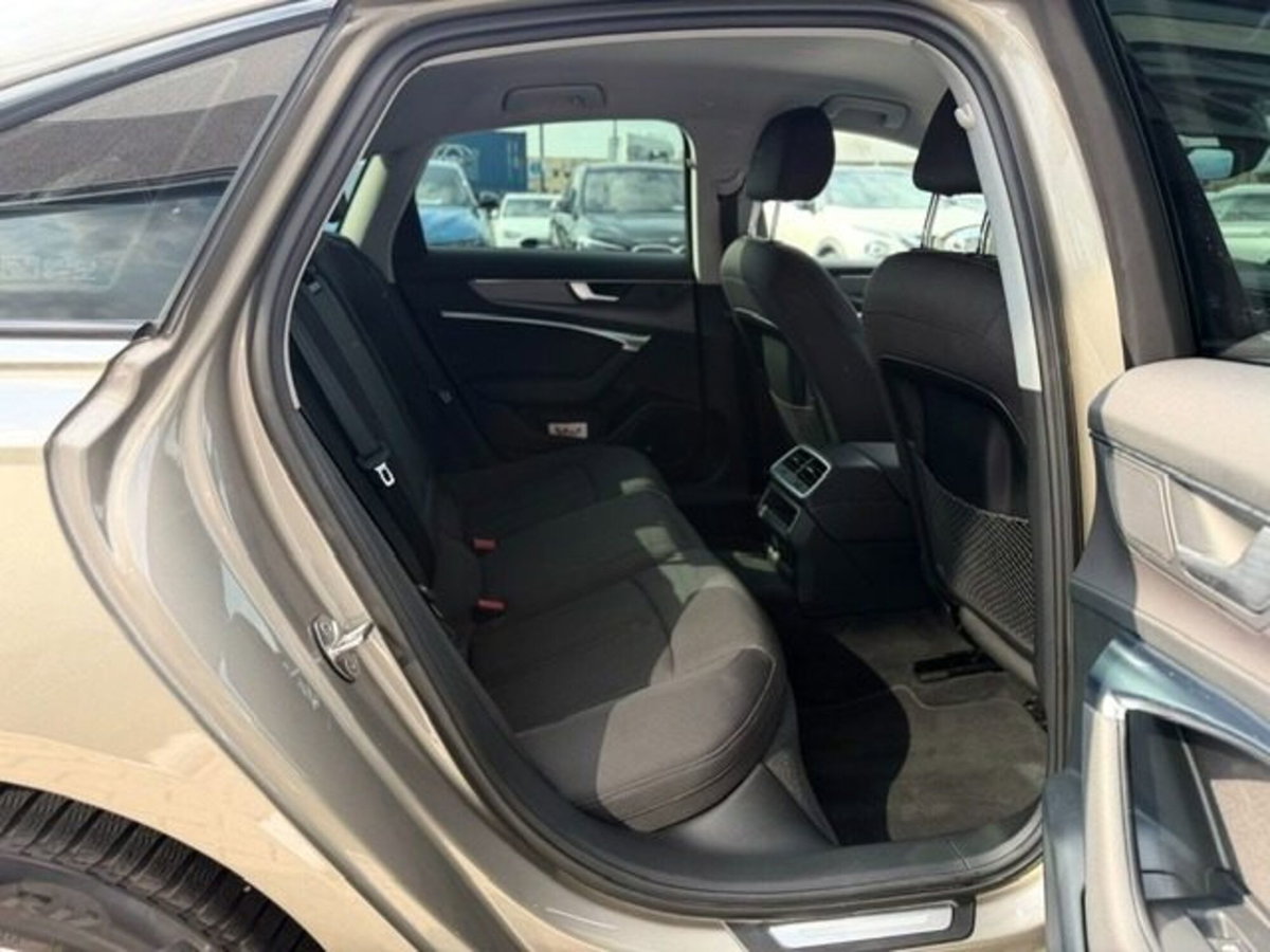 Audi A6 40 2.0 TDI quattro ultra S tronic Business Plus (14)