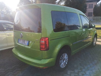 Volkswagen Caddy 2.0 TDI 102 CV Trendline (11)