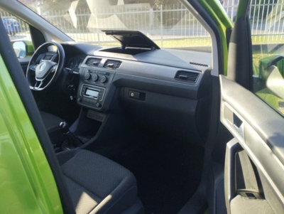 Volkswagen Caddy 2.0 TDI 102 CV Trendline (3)