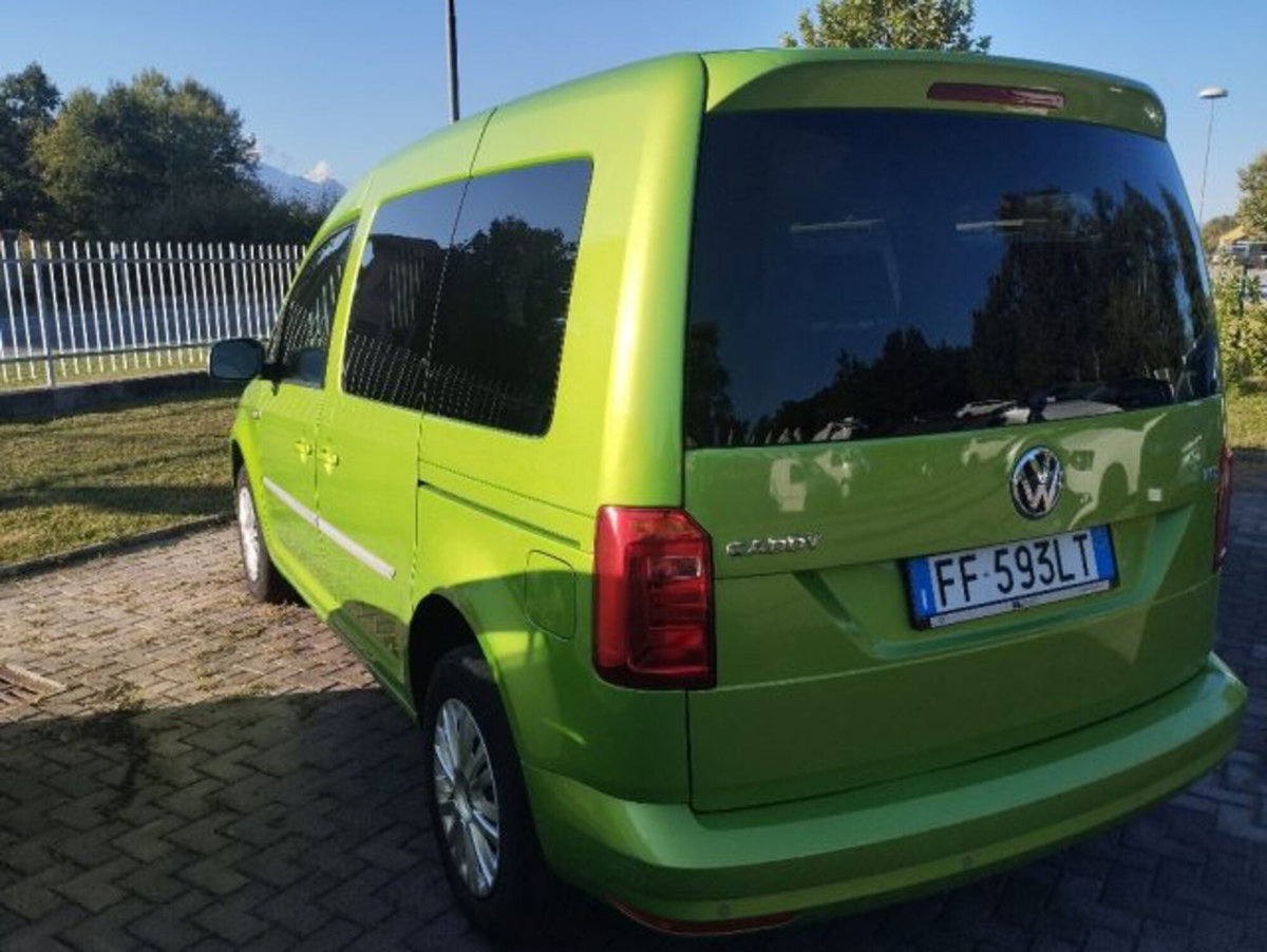 Volkswagen Caddy 2.0 TDI 102 CV Trendline (9)