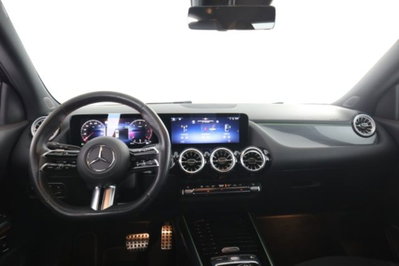Mercedes-Benz CLA Shooting Brake 200 d Automatic Shooting Brake Premium (4)