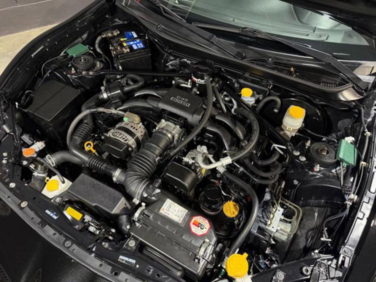 Toyota GT86 2.0 (15)