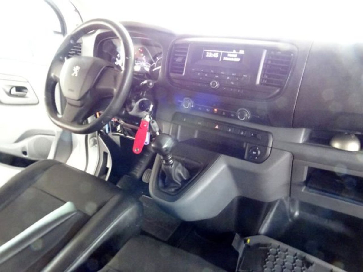 Peugeot Expert Furgone 2.0 BlueHDi 120 S&S PL-TN Furgone Premium Standard (11)