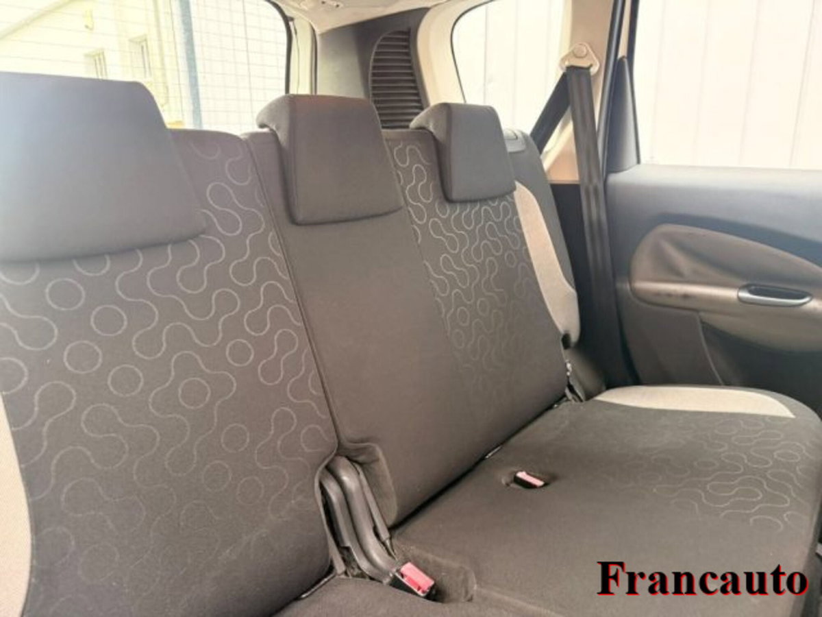 Citroen C3 Picasso 1.6 VTi 120 Exclusive Style (7)