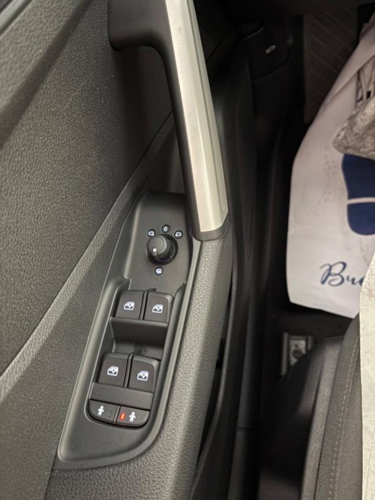 Audi Q2 Q2 30 TDI S tronic Business (11)