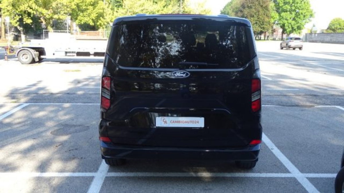Ford Tourneo Custom 320 2.0 EcoBlue 170CV aut. PC Titanium (6)