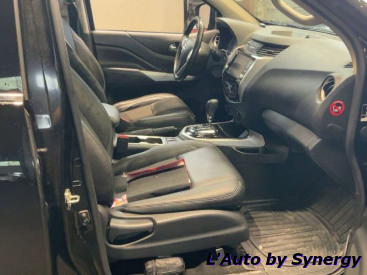 Nissan Navara 2.3 dCi 190 CV 7AT 4WD Double Cab N-Guard (12)
