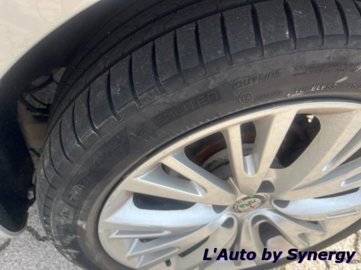 Alfa Romeo Giulietta 1.6 JTDm Super 120cv (7)