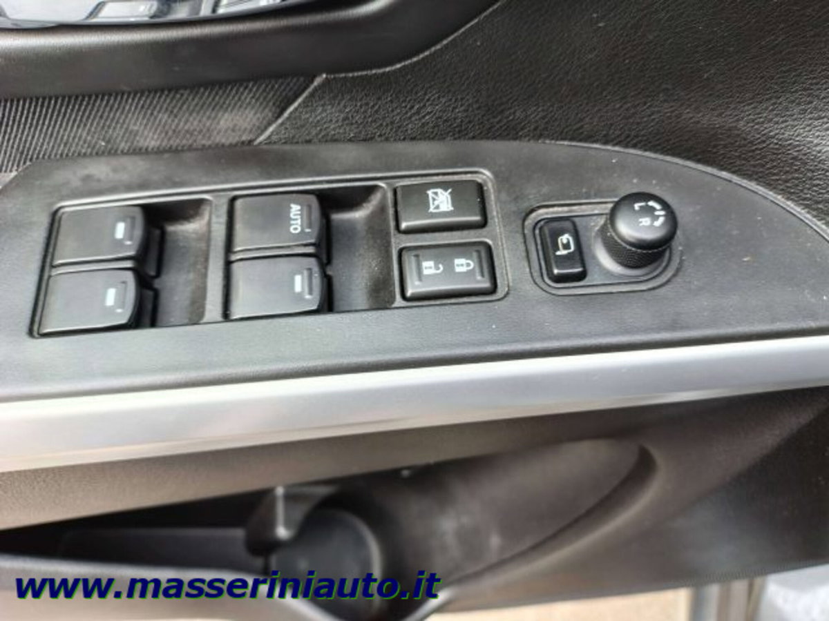 Suzuki S-Cross 1.4h Top+ 2wd (14)