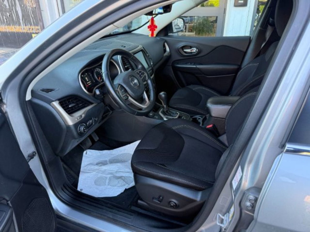 Jeep Cherokee 2.2 Mjt II 185 CV 4WD Active Drive I Longitude (18)