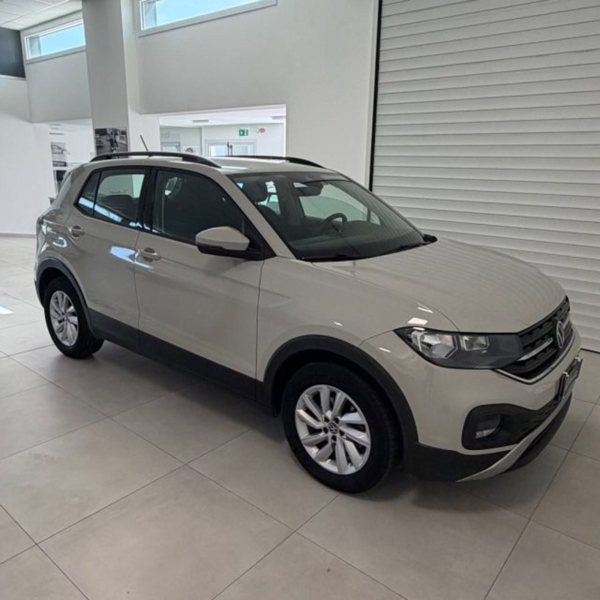 Volkswagen T-Cross 1.0 TSI Style BMT (6)