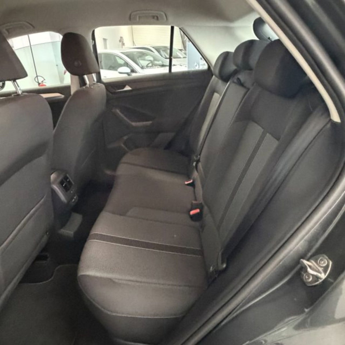 Volkswagen T-Roc 2.0 tdi Life 150cv dsg (15)