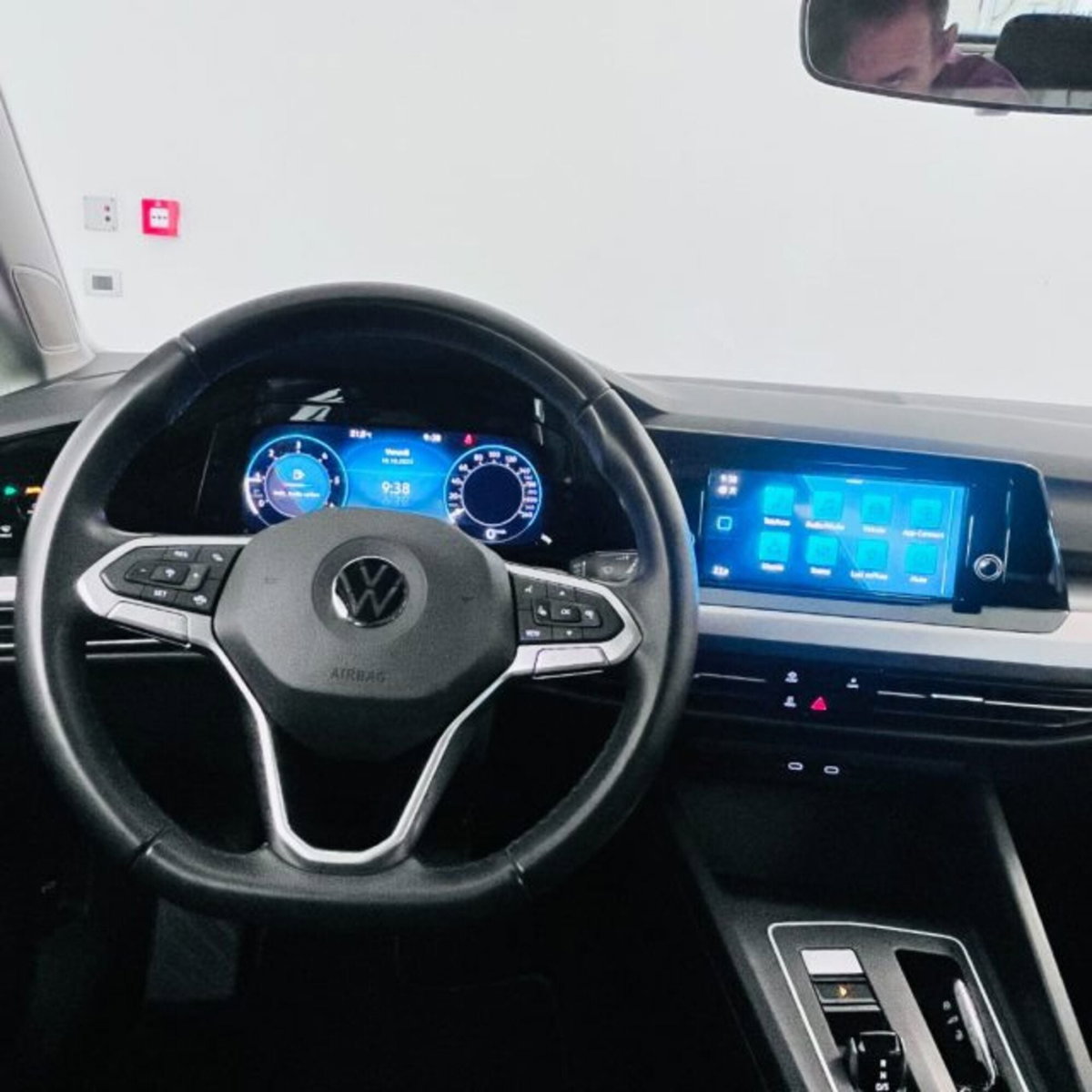 Volkswagen Golf Variant 2.0 TDI SCR DSG Life (12)