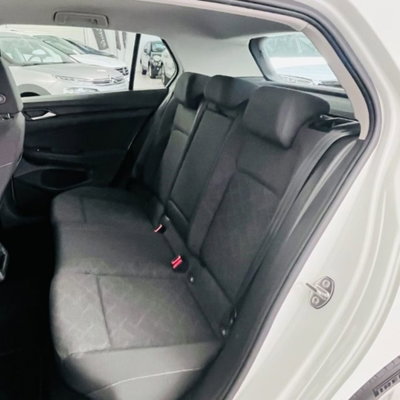 Volkswagen Golf Variant 2.0 TDI SCR DSG Life (15)