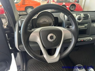 smart Fortwo 1000 52 kW MHD coupé pulse (10)