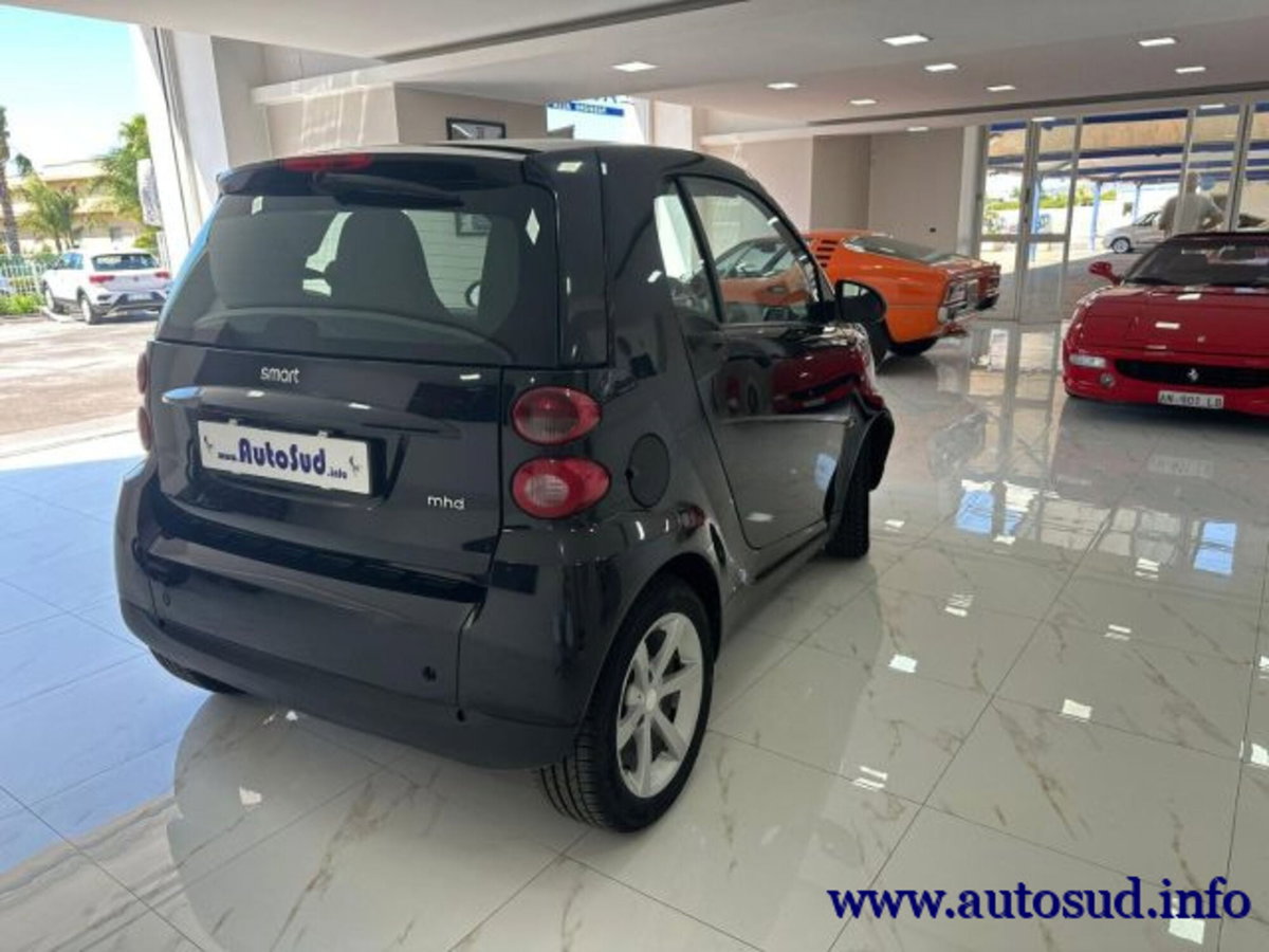 smart Fortwo 1000 52 kW MHD coupé pulse (7)