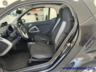 smart Fortwo 1000 52 kW MHD coupé pulse (9)