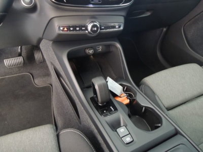 Volvo XC40 T2 automatico Core (12)