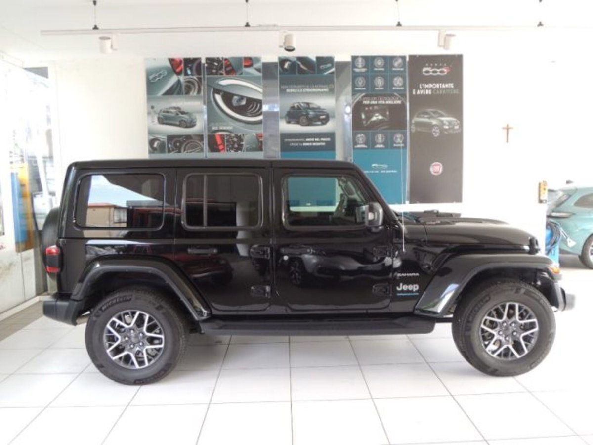 Jeep Wrangler Unlimited 2.0 PHEV ATX 4xe Sahara (4)