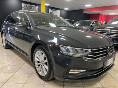Volkswagen Passat Variant 2.0 TDI SCR EVO DSG Business usata