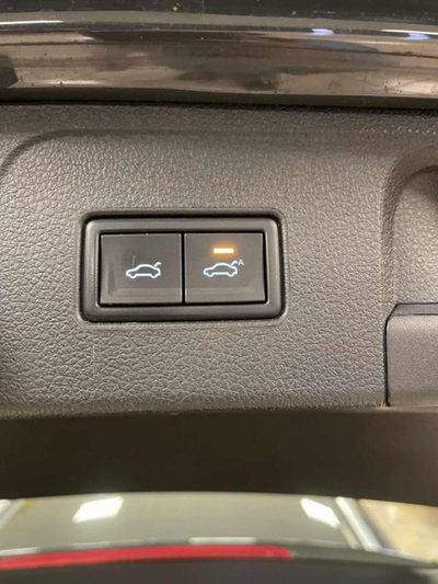 Volkswagen Passat Variant 2.0 TDI SCR EVO DSG Business (12)