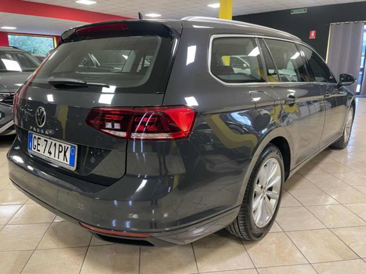 Volkswagen Passat Variant 2.0 TDI SCR EVO DSG Business (13)