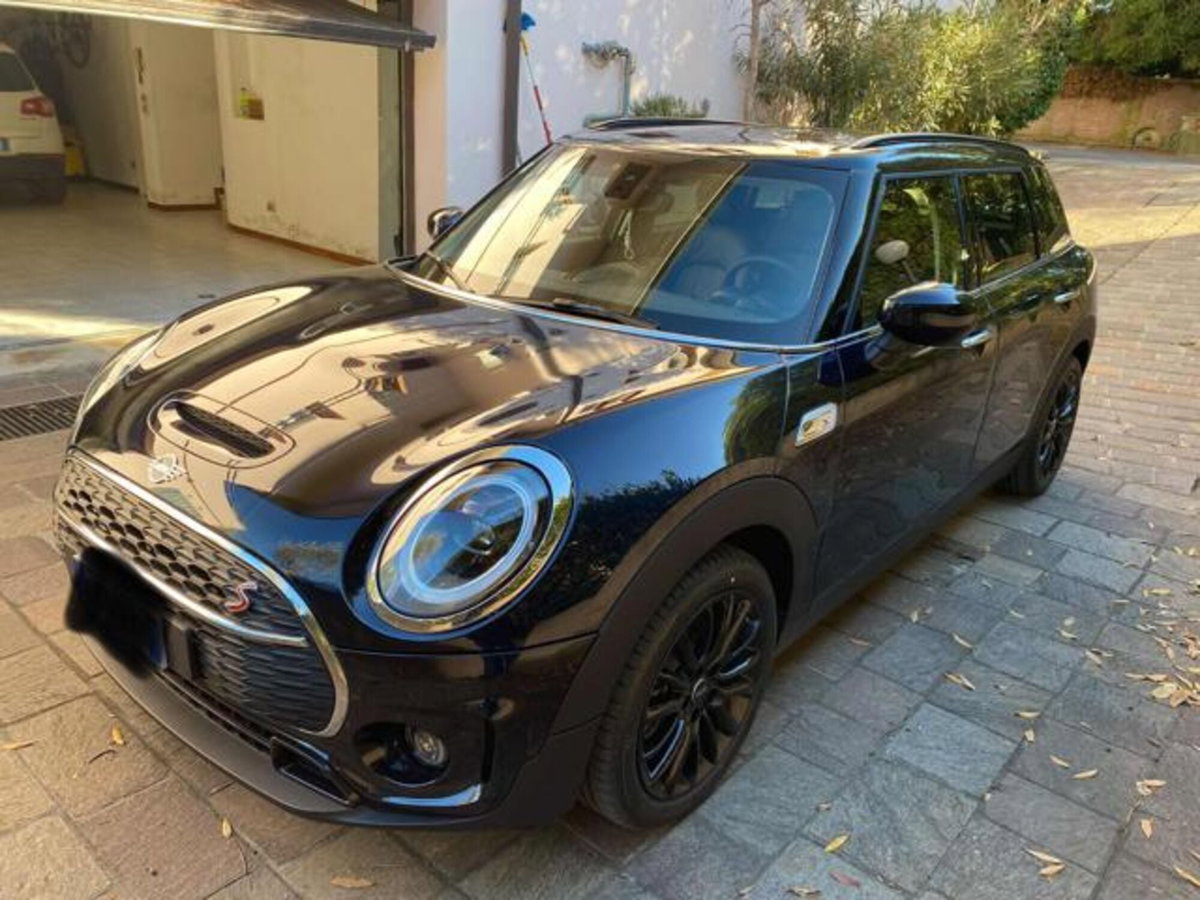 MINI Mini Clubman 2.0 Cooper SD Yours Clubman (2)