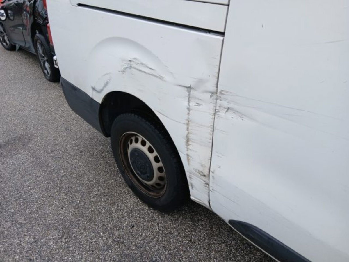 Toyota Proace Verso Verso 2.0d 144cv S&S L2 Executive D 8p.ti (4)