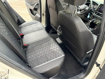 Volkswagen T-Roc 1.0 TSI R-Line (16)