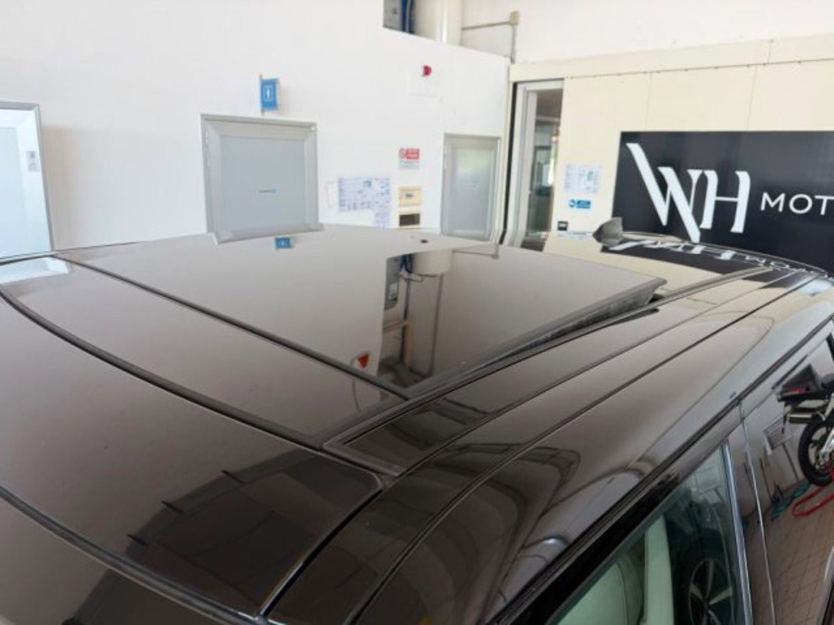 Land Rover Range Rover Sport 3.0 TDV6 HSE (8)