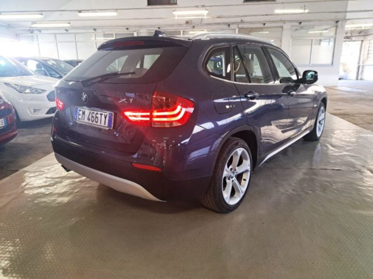 BMW X1 xDrive20d Attiva (4)