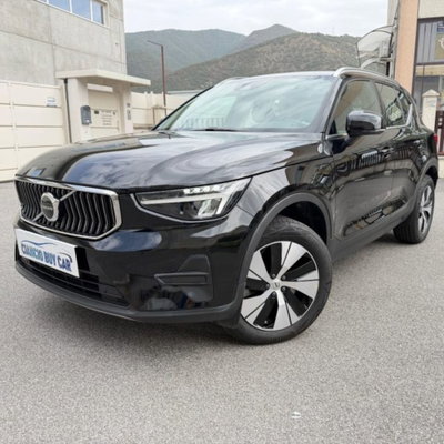 Volvo XC40 T4 Recharge Plug-in Hybrid R-design usata