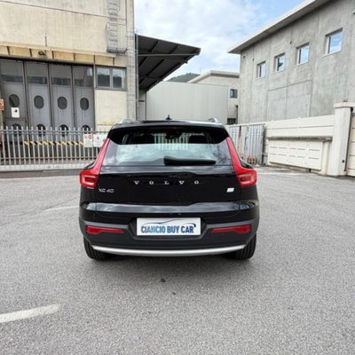 Volvo XC40 T4 Recharge Plug-in Hybrid R-design (6)