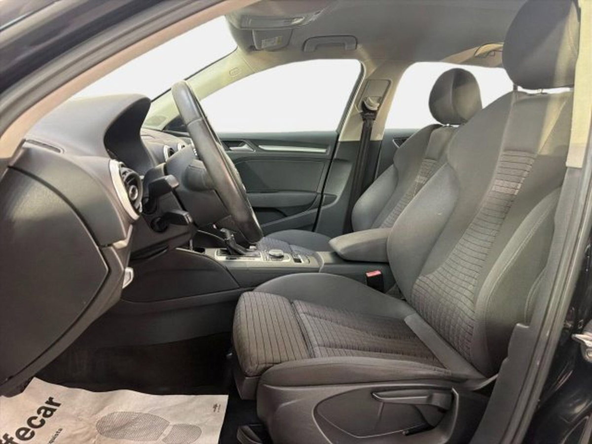 Audi A3 Sportback 1.6 TDI clean diesel Ambition (12)