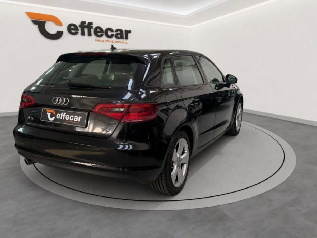 Audi A3 Sportback 1.6 TDI clean diesel Ambition (6)