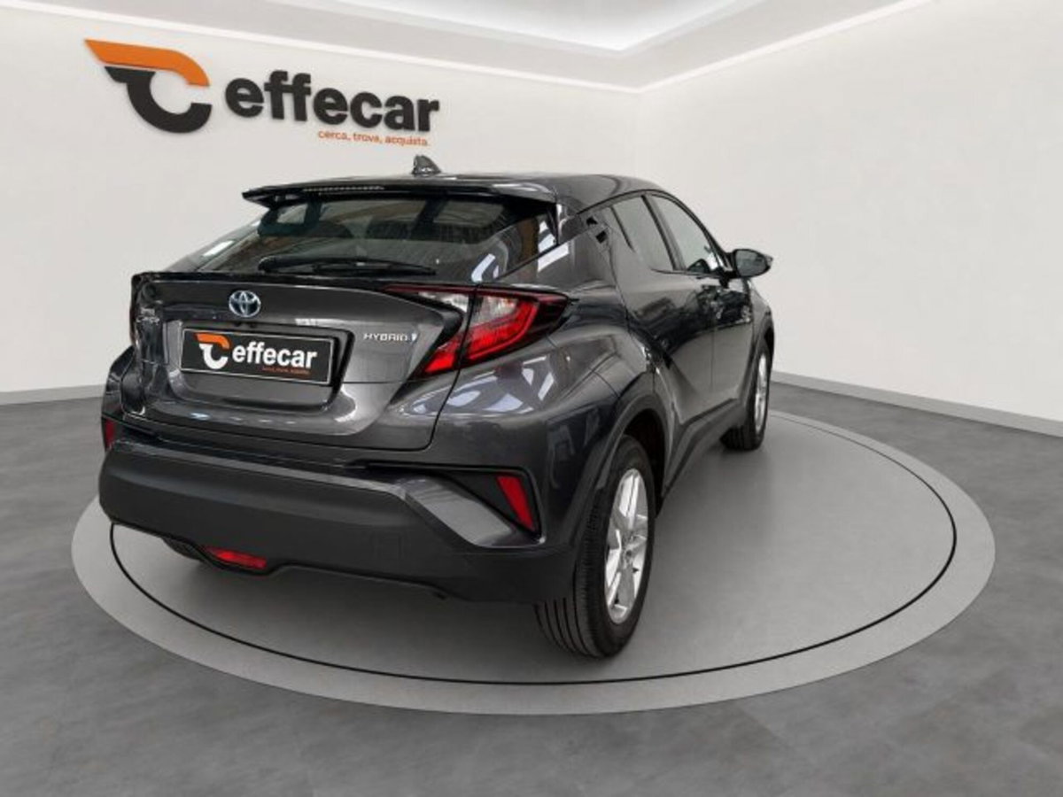 Toyota Toyota C-HR 1.8 Hybrid E-CVT Trend (6)