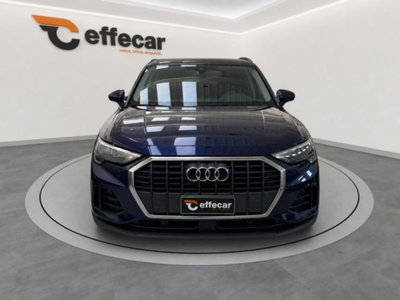Audi Q3 35 TDI quattro S tronic Business (2)