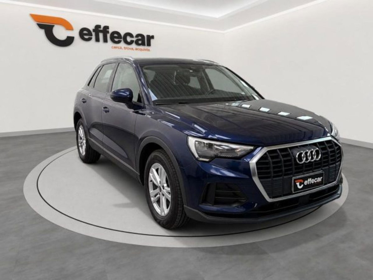 Audi Q3 35 TDI quattro S tronic Business (3)